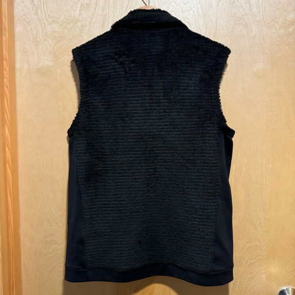 Mountain Hardwear Polartec High Loft Vest - Picture 2 of 13